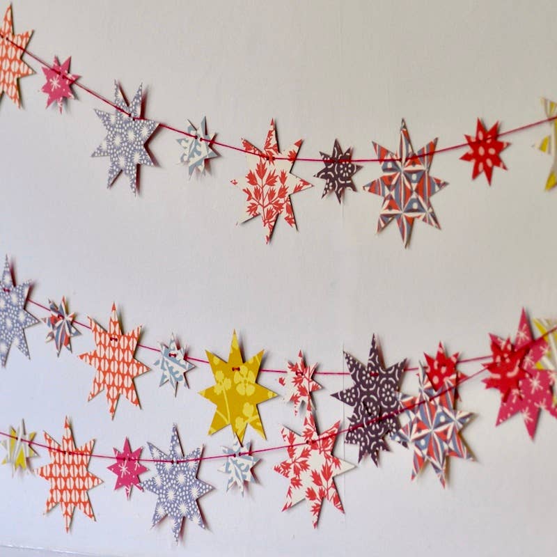 NEW // Cambridge Imprint - Make A Star Garland