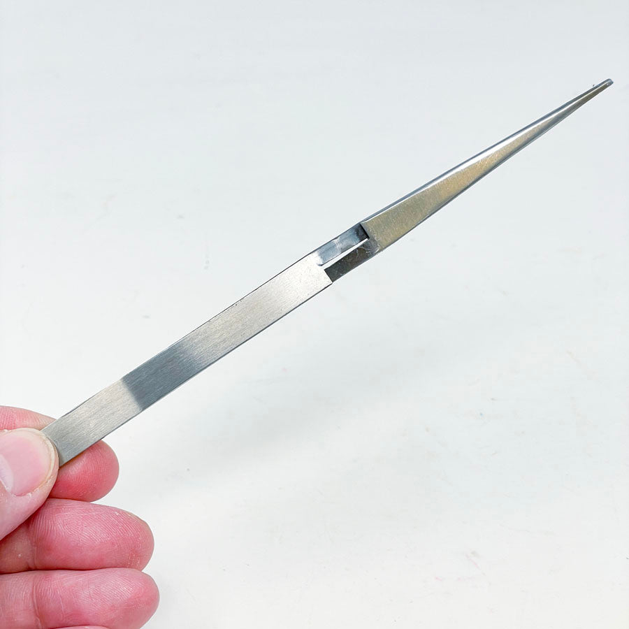 Cross Locking Tweezers