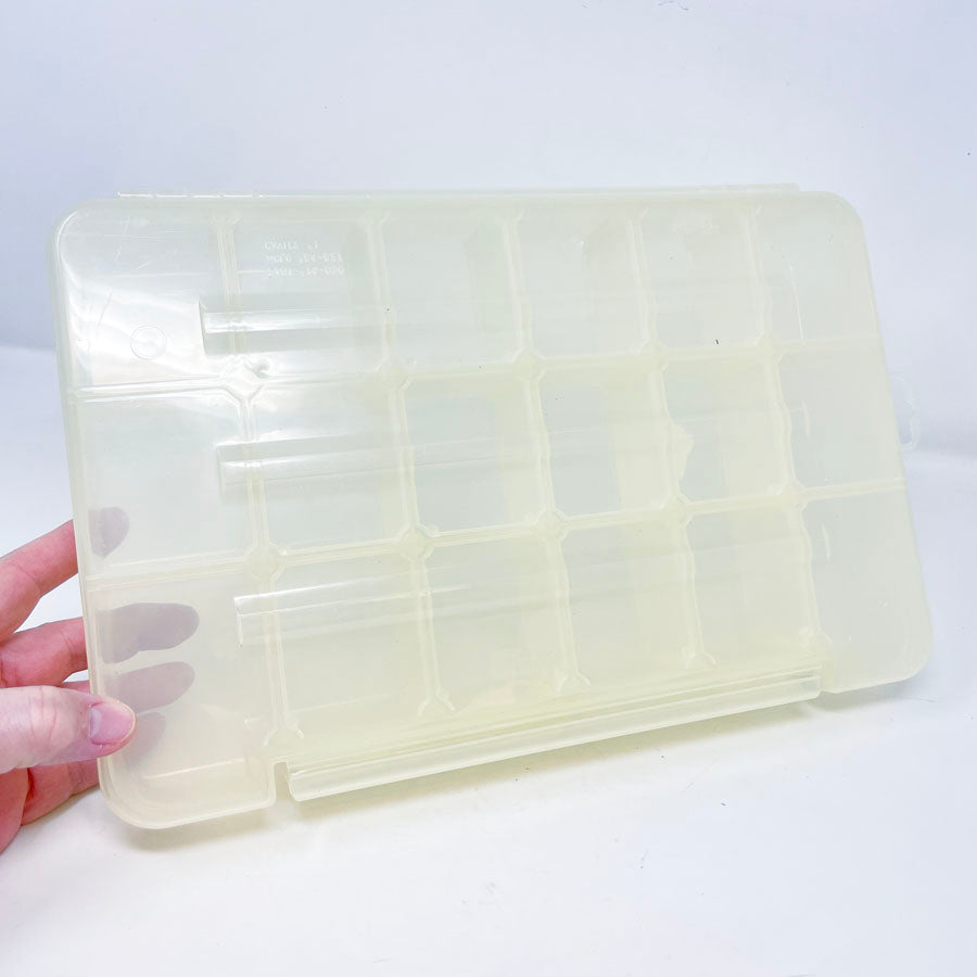 Akro-Mils 18 Compartment Storage Box