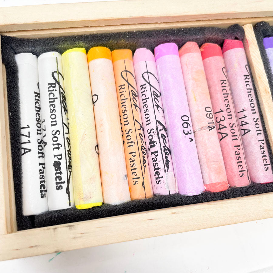 Jack Richeson Yarka Pastels Set of 30