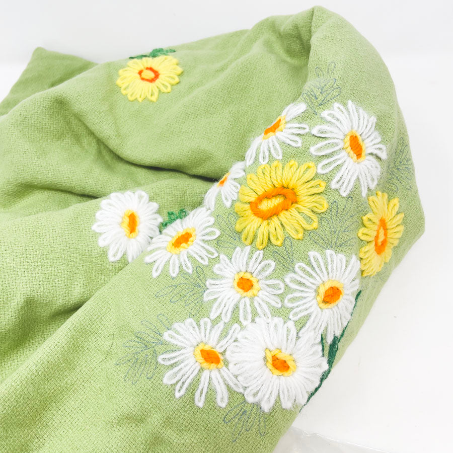 Vintage Paragon Daisy Afghan Kit