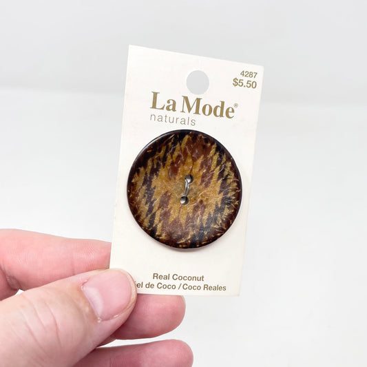 La Mode Naturals Coconut Button