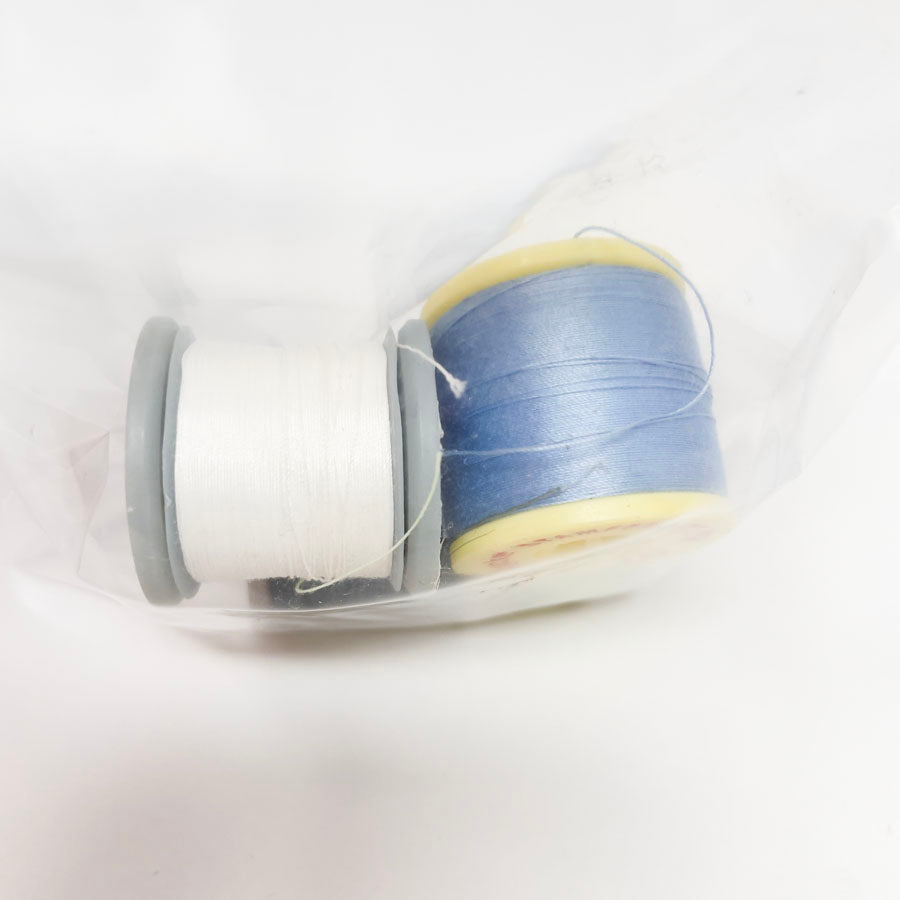 Molnlycke Sewing Thread Bundle