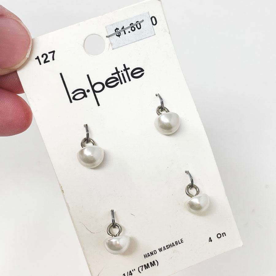 La Petite Pearl Buttons