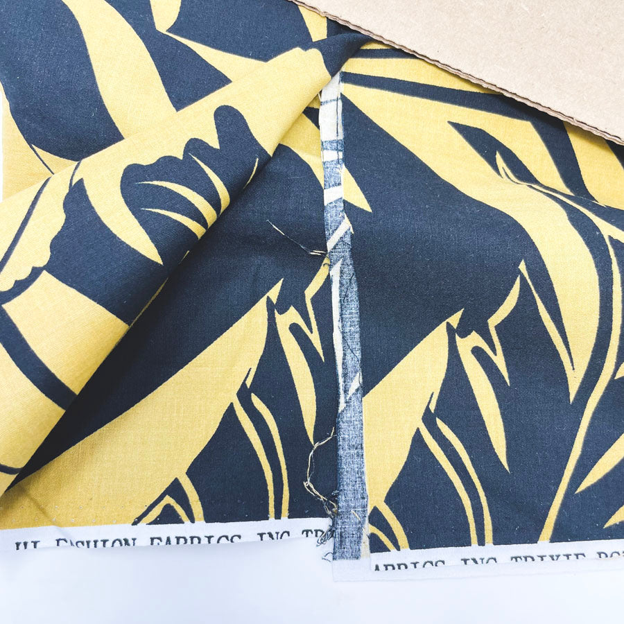 1 yd - Yellow and Black Large Print Fabric