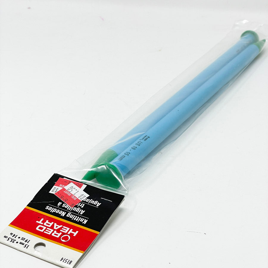 Stock Item: Plastic Knitting Needles – Pick-a-Size