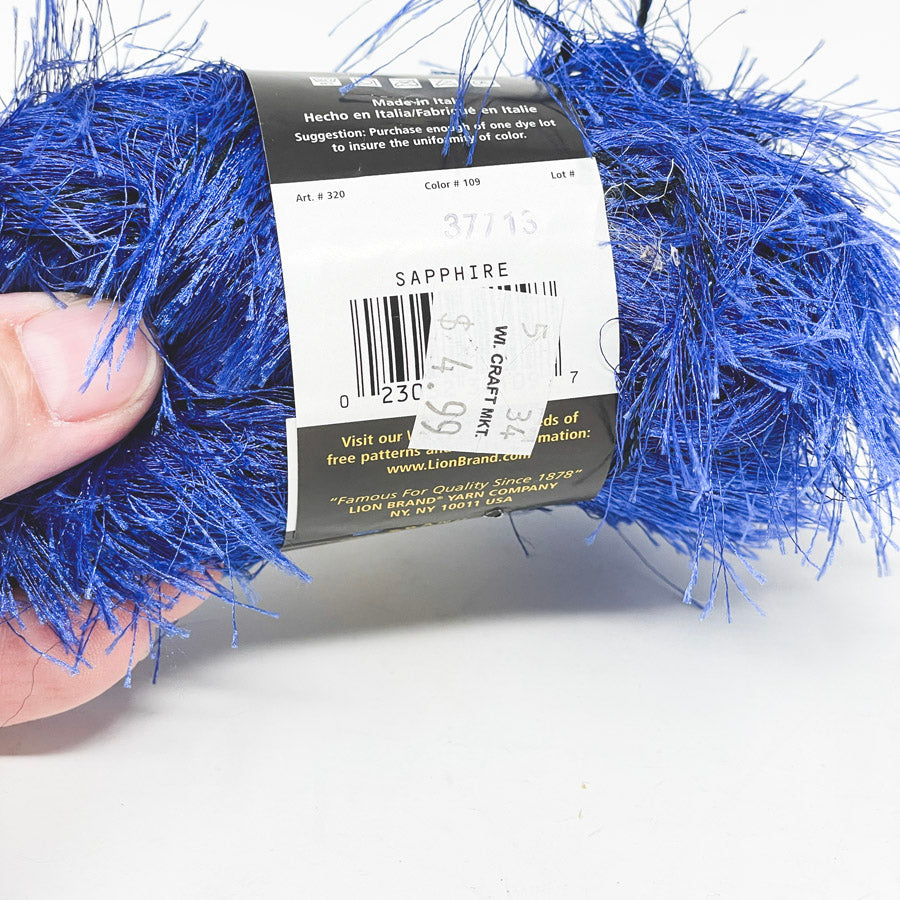 Lion Fun Fur Eyelash Yarn