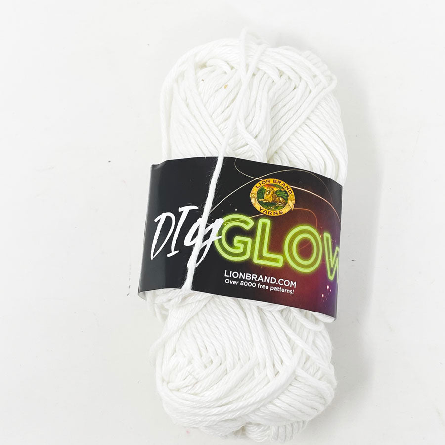 Lionbrand DIY Glow Yarn - Natural