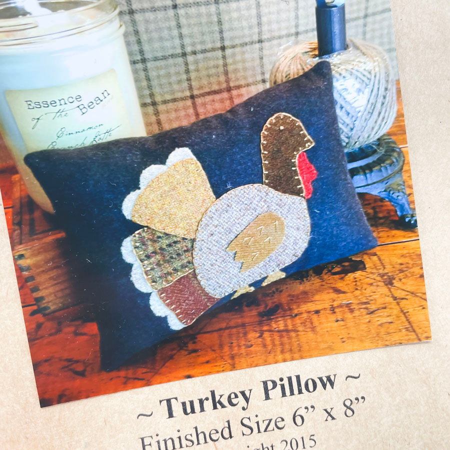 Elizabeth's Woolery Turkey Pillow Kit