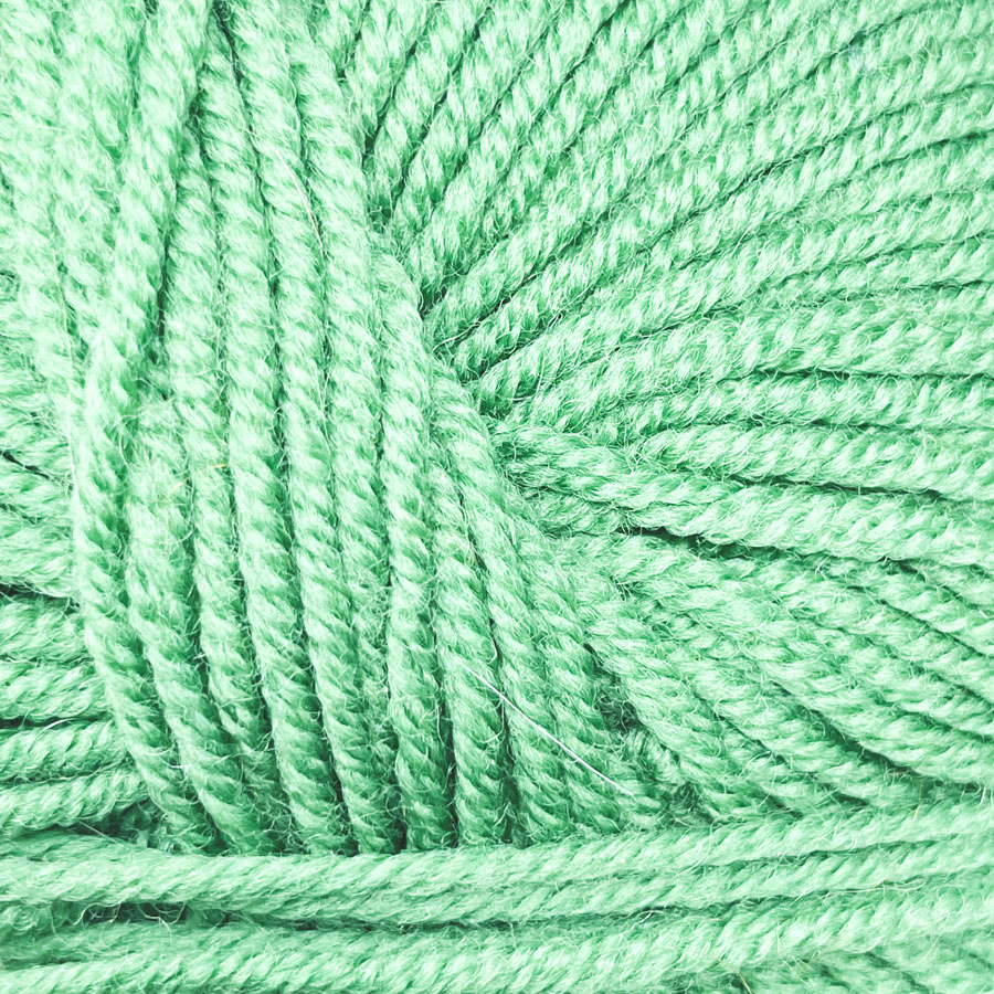 Kelly Green Yarn Bundle/Partial Project