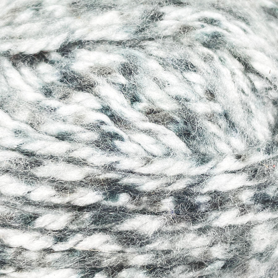 Unmarked Dark Gray Flecked Yarn Skein