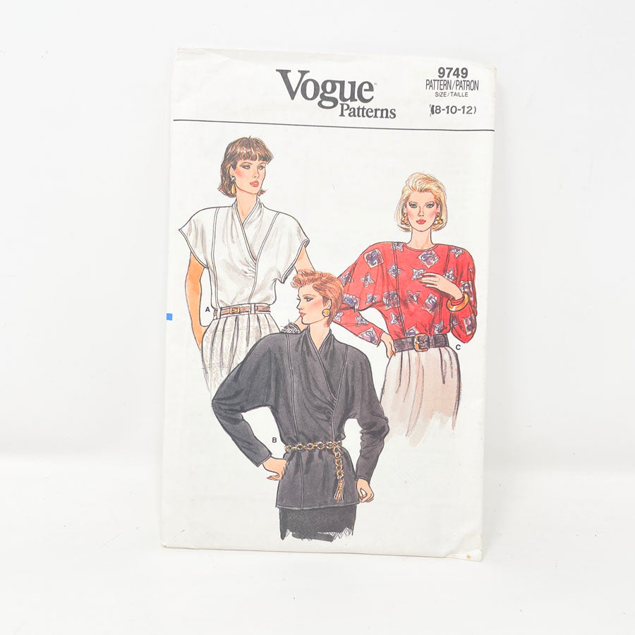 Vogue 9749 1980s Sewing Pattern - Top (8-12)